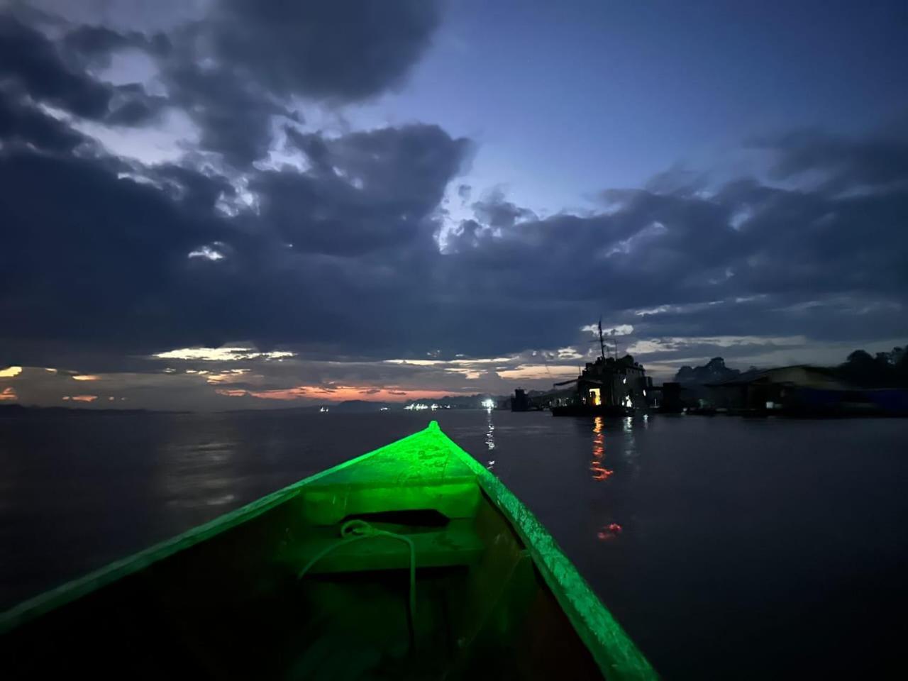 Cabana Flotante Kurupira Leticia Buitenkant foto
